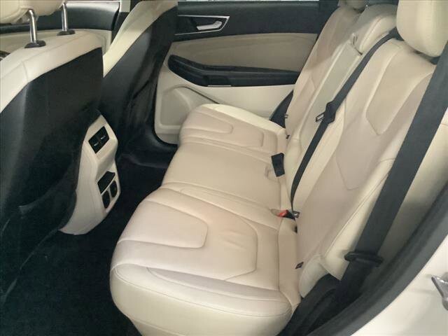 2016 Ford Edge in Chicago, IL 60659 - 2335918 17