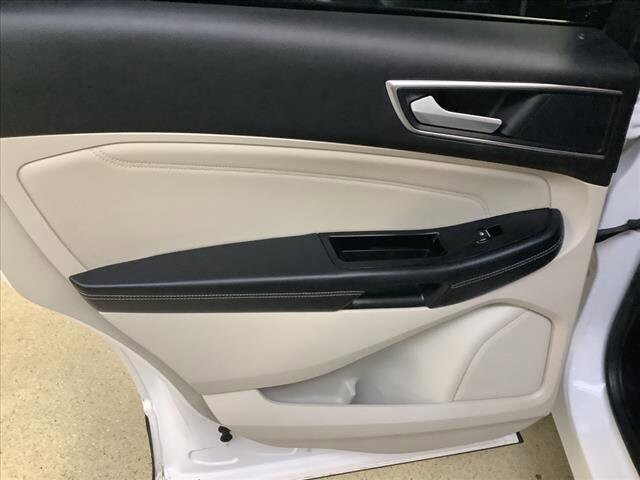 2016 Ford Edge in Chicago, IL 60659 - 2335918 16