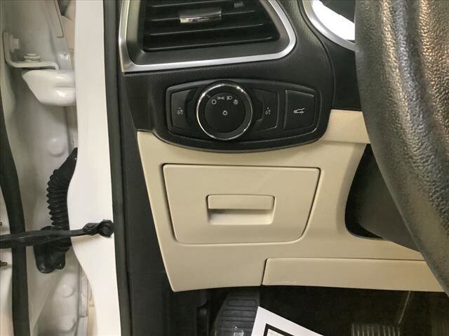 2016 Ford Edge in Chicago, IL 60659 - 2335918 11