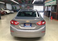 2018 Chevrolet Cruze in Chicago, IL 60659 - 2335919 4