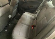 2018 Chevrolet Cruze in Chicago, IL 60659 - 2335919 17