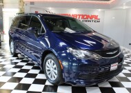 2018 Chrysler Pacifica in Lombard, IL 60148 - 2335973 1