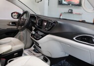 2018 Chrysler Pacifica in Lombard, IL 60148 - 2335973 34