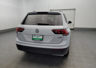 2018 Volkswagen Tiguan in Owings Mills, MD 21117 - 2336688 7