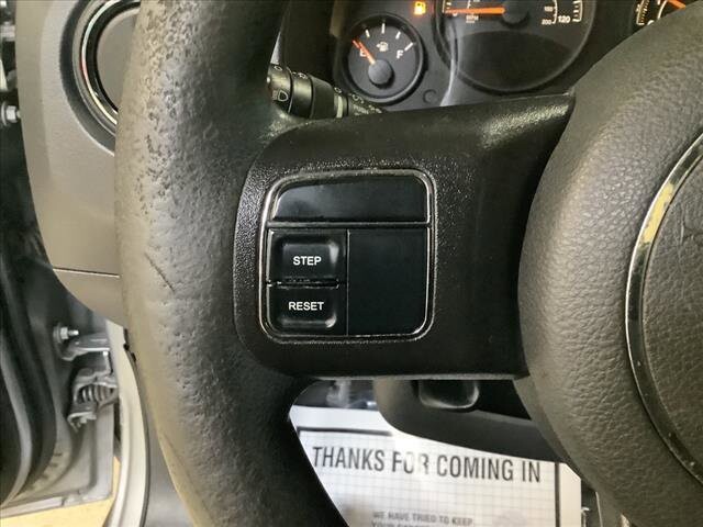 2016 Jeep Compass in Chicago, IL 60659 - 2336947 11