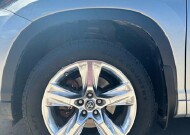 2018 Toyota Highlander in Loveland, CO 80537 - 2337616 8