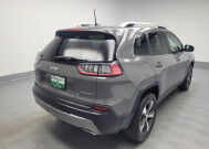 2020 Jeep Cherokee in Indianapolis, IN 46219 - 2338173 9