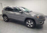 2020 Jeep Cherokee in Indianapolis, IN 46219 - 2338173 11