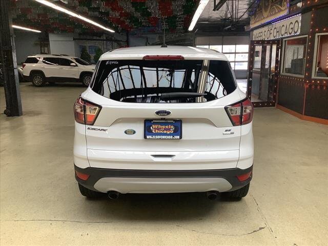 2017 Ford Escape in Chicago, IL 60659 - 2338242 4