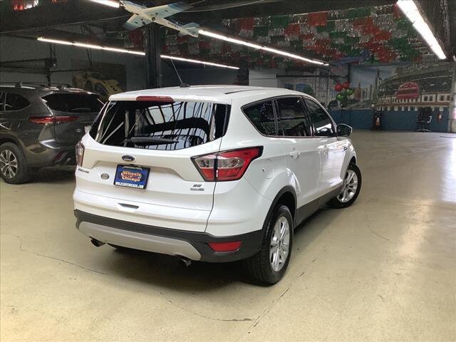 2017 Ford Escape in Chicago, IL 60659 - 2338242 5
