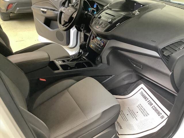 2017 Ford Escape in Chicago, IL 60659 - 2338242 22