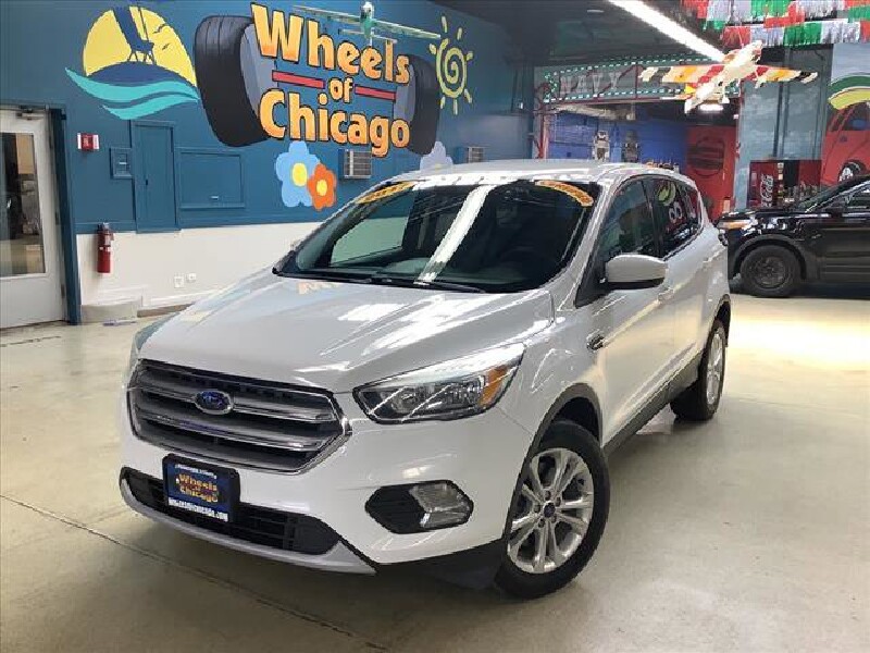 2017 Ford Escape in Chicago, IL 60659 - 2338242