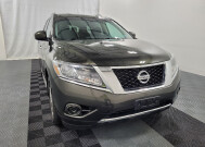 2016 Nissan Pathfinder in Pittsburgh, PA 15236 - 2338558 14