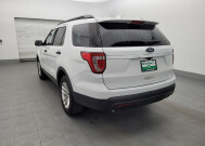 2017 Ford Explorer in Clearwater, FL 33764 - 2338635 5