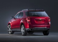 2017 Chevrolet Equinox in Troy, IL 62294-1376 - 2338876 27