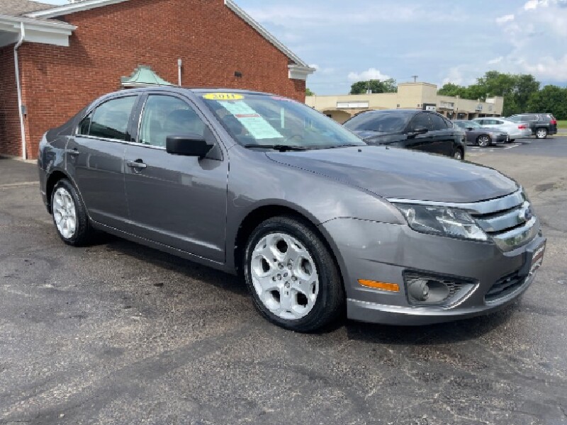 2011 Ford Fusion in New Carlisle, OH 45344 - 2338884