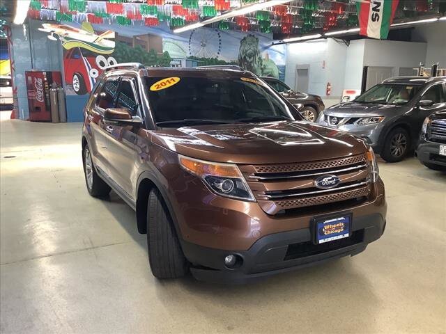 2011 Ford Explorer in Chicago, IL 60659 - 2339358 7