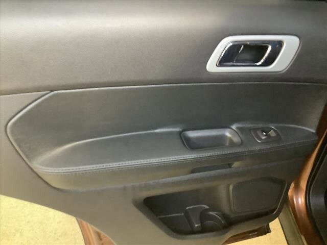 2011 Ford Explorer in Chicago, IL 60659 - 2339358 16