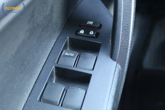 2015 Toyota Corolla in Decatur, GA 30032 - 2340657 26