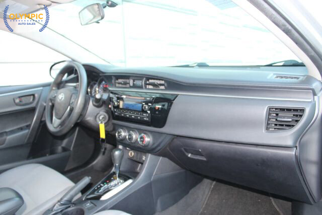 2015 Toyota Corolla in Decatur, GA 30032 - 2340657 15