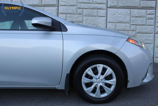 2015 Toyota Corolla in Decatur, GA 30032 - 2340657 11