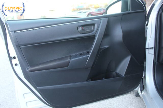 2015 Toyota Corolla in Decatur, GA 30032 - 2340657 32