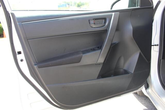 2015 Toyota Corolla in Decatur, GA 30032 - 2340657 65