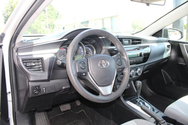 2015 Toyota Corolla in Decatur, GA 30032 - 2340657 48