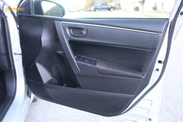 2015 Toyota Corolla in Decatur, GA 30032 - 2340657 33