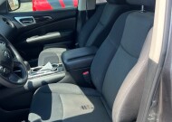 2018 Nissan Pathfinder in Ardmore, OK 73401 - 2341084 4