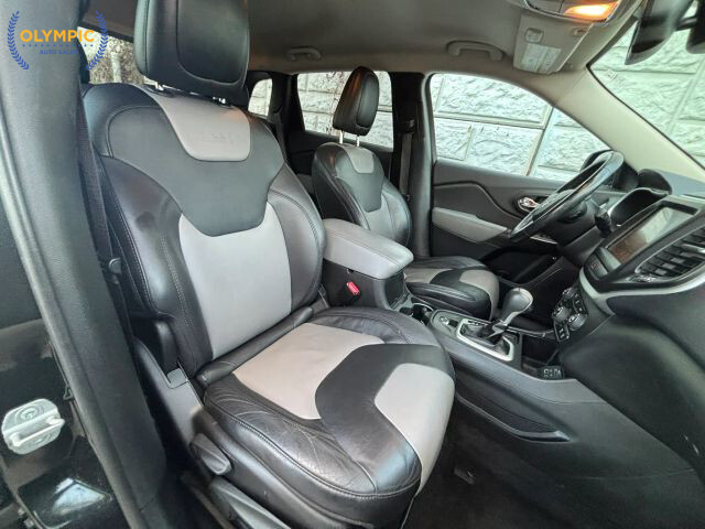 2014 Jeep Cherokee in Decatur, GA 30032 - 2341131 35