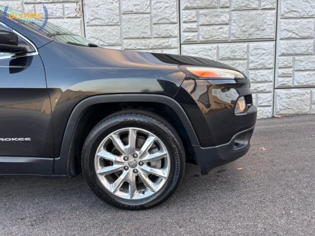 2014 Jeep Cherokee in Decatur, GA 30032 - 2341131 11