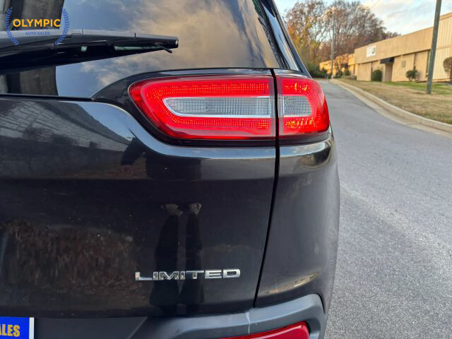 2014 Jeep Cherokee in Decatur, GA 30032 - 2341131 13