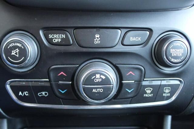 2014 Jeep Cherokee in Decatur, GA 30032 - 2341131 66