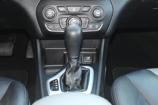 2014 Jeep Cherokee in Decatur, GA 30032 - 2341131 67