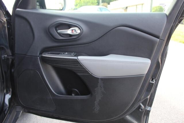 2014 Jeep Cherokee in Decatur, GA 30032 - 2341131 115