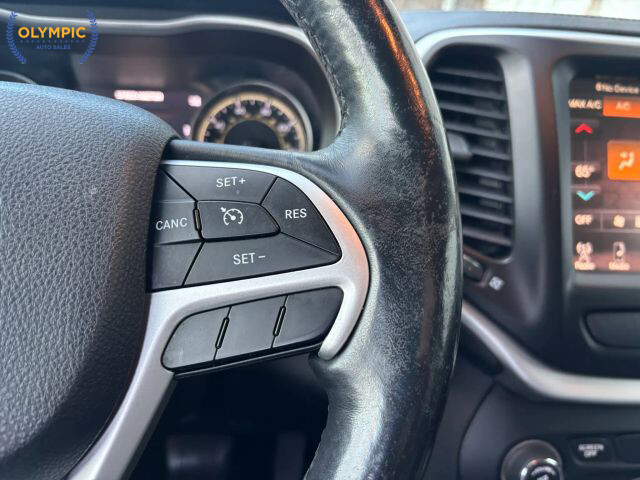 2014 Jeep Cherokee in Decatur, GA 30032 - 2341131 23