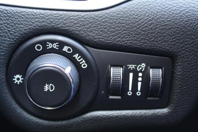 2014 Jeep Cherokee in Decatur, GA 30032 - 2341131 68