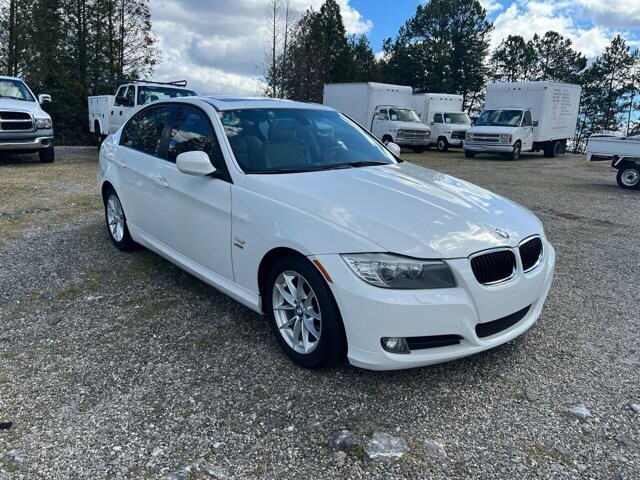 2010 BMW 328i xDrive in Hickory, NC 28602-5144 - 2341371 27