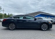 2017 Nissan Altima in Mechanicville, NY 12118 - 2341383 2