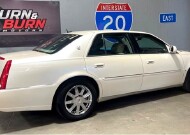 2008 Cadillac DTS in Conyers, GA 30094 - 2341400 5