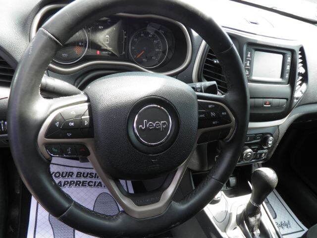 2015 Jeep Cherokee in Barton, MD 21521 - 2341423 3