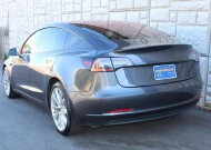 2018 Tesla Model 3 in Decatur, GA 30032 - 2341427 5
