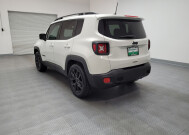 2018 Jeep Renegade in Downey, CA 90241 - 2341454 5