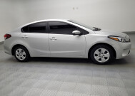 2018 Kia Forte in Fort Worth, TX 76116 - 2342579 11