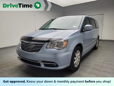 2016 Chrysler Town & Country in Laurel, MD 20724