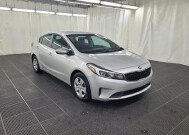 2018 Kia Forte in Indianapolis, IN 46219 - 2343169 13