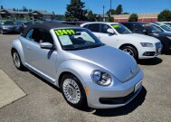 2015 Volkswagen Beetle in Tacoma, WA 98409 - 2343302 4
