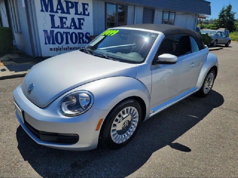 2015 Volkswagen Beetle in Tacoma, WA 98409 - 2343302