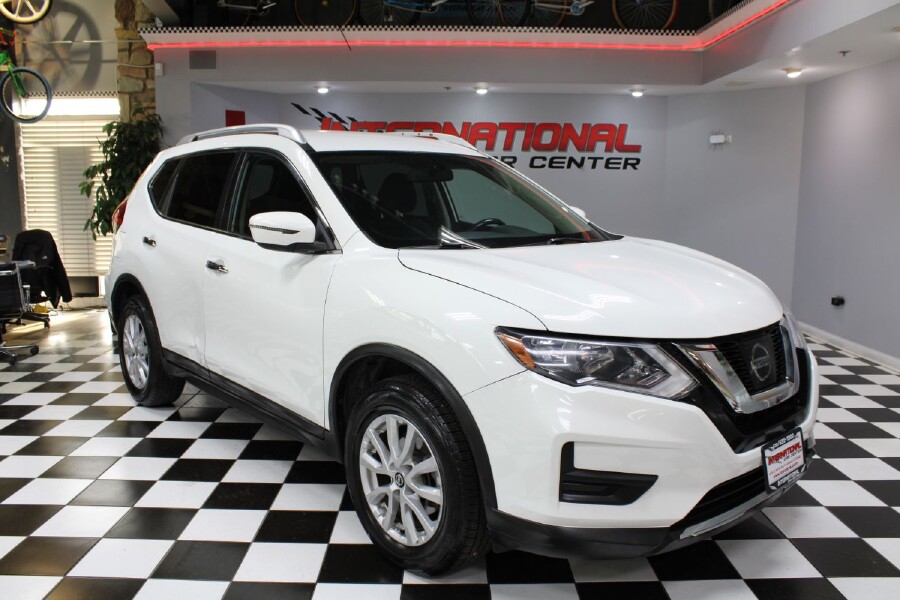 2017 Nissan Rogue in Lombard, IL 60148 - 2343357